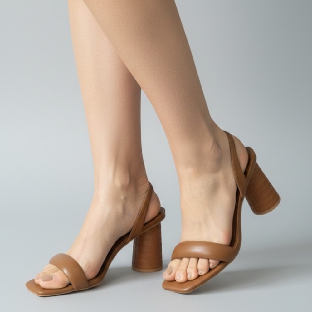 Kana Brown 11 sandals 👡